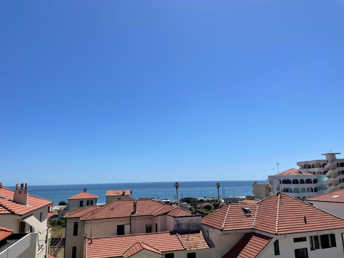 Appartamento Luigi Ventimiglia Exteriör bild