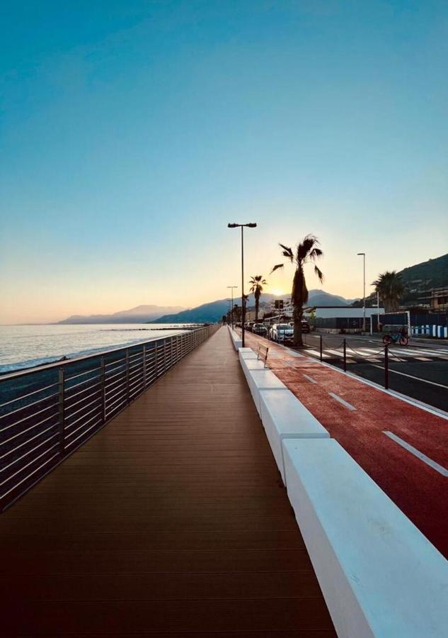 Appartamento Luigi Ventimiglia Exteriör bild